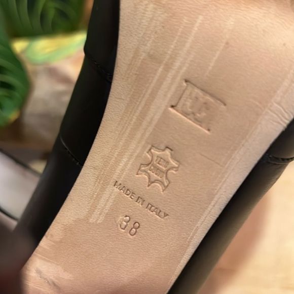 Escada black and gold leather heels - Picture 4 of 14